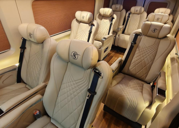 10 Seater Urbania